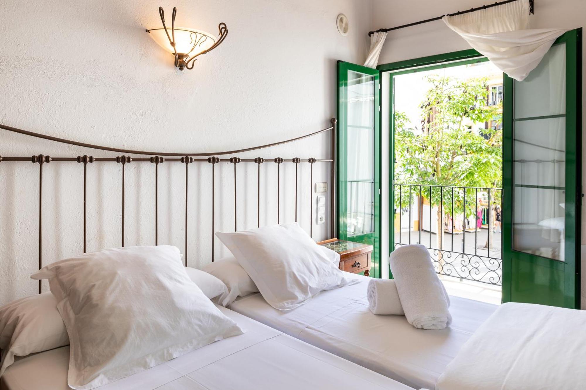 Apartamentos Mariano Ibiza Eksteriør billede