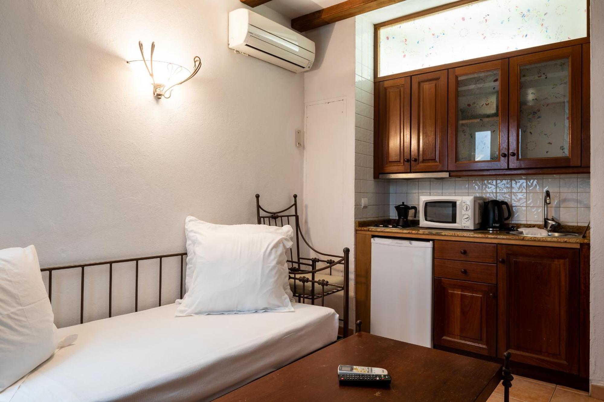 Apartamentos Mariano Ibiza Eksteriør billede